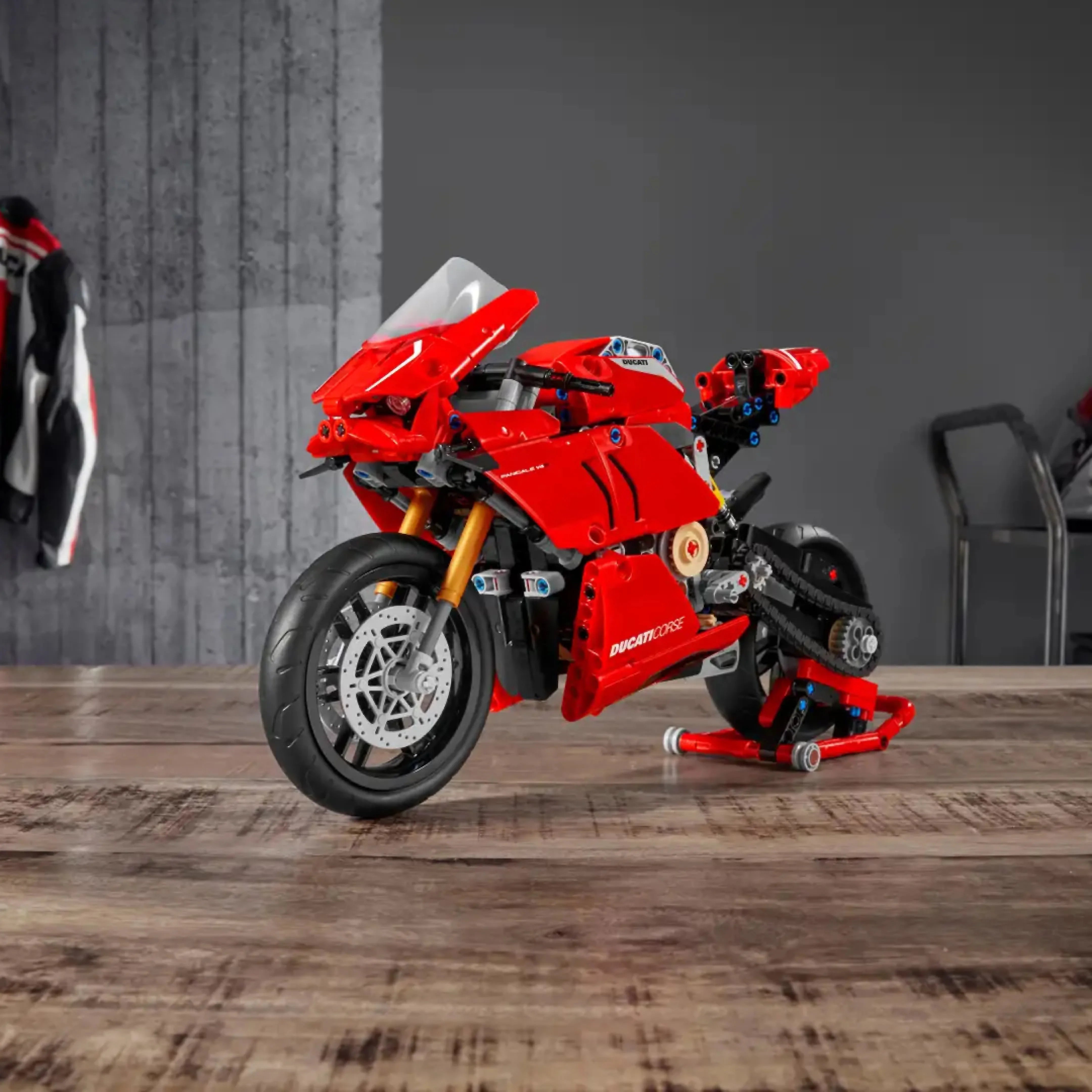 Panigale V4 R (646 pièces)