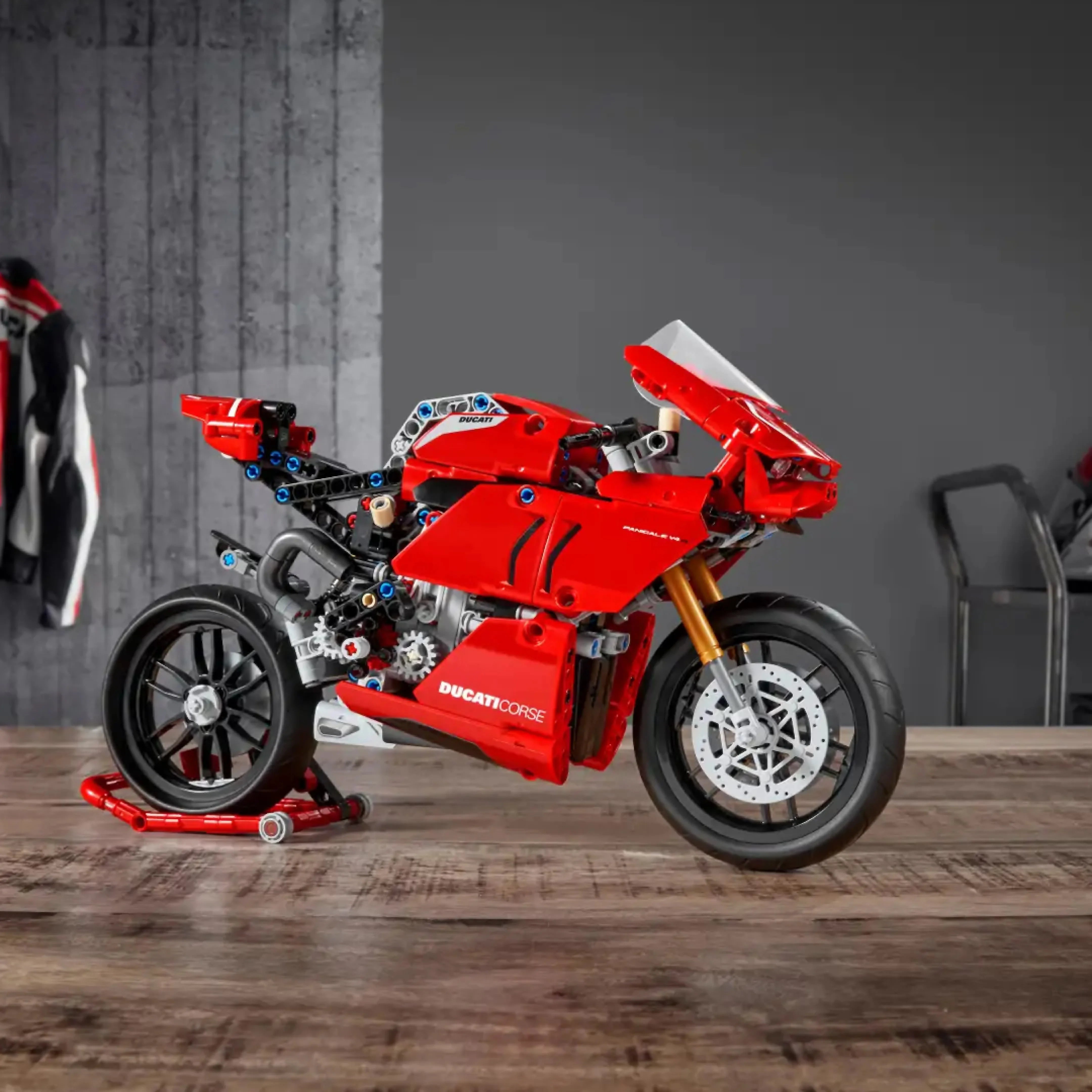 Panigale V4 R (646 pièces)